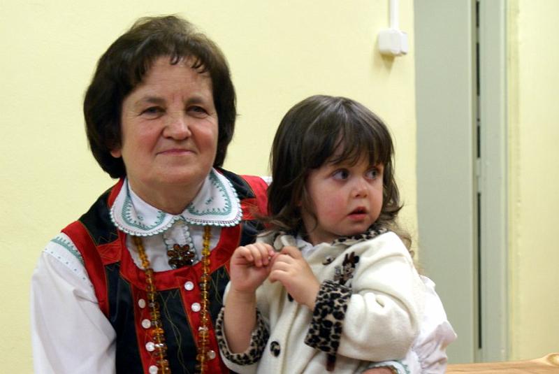 dsc00702.jpg - Apolonia Nowak ze swoją wnuczką
