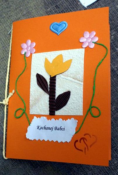 dsc02996.jpg - Karty wykonane przez dzieci z kółka plastycznego przy bibliotece w Kadzidle