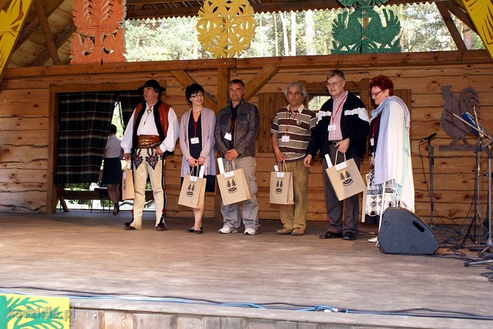 dsc03412.jpg - Jury od lewej: Jan Karpiel "Bułecka"; Jolanta Klimek; Dragan Denić; Avdyl Murtezi; Marian Sołobodowski; Żaneta Żardecka